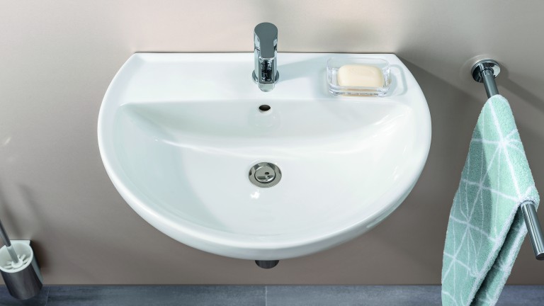 Twyford Alcona single tap hole washbasin