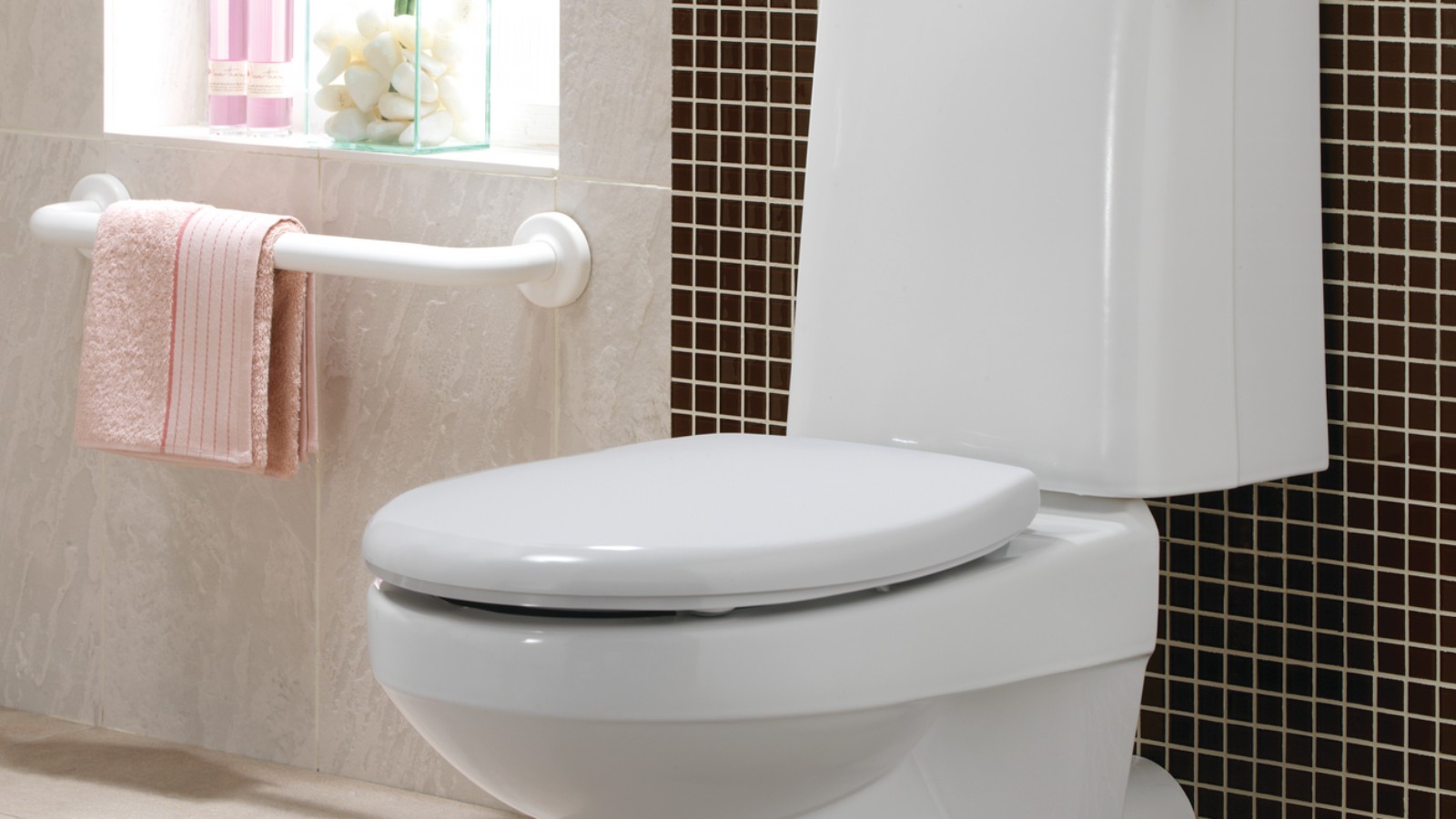 Twyford Avalon WC Twyford Avalon WC